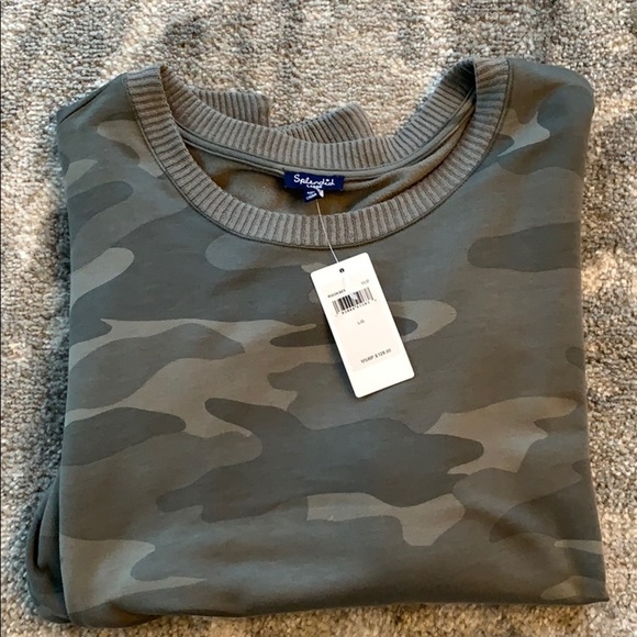 💕HP💕Splendid camo pullover shirt - Picture 6 of 10